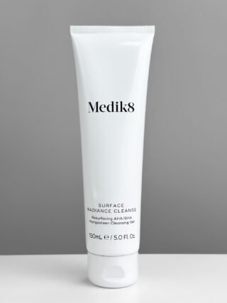 SURFACE RADIANCE CLEANSE  Гель для вмивання з АНА / ВНА й екстрактом мангостана.