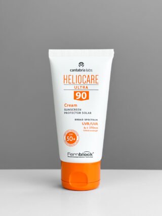 Сонцезахисний крем SPF 50+ для нормальної та сухої шкіри Heliocare Ultra Cream Cantabria Labs