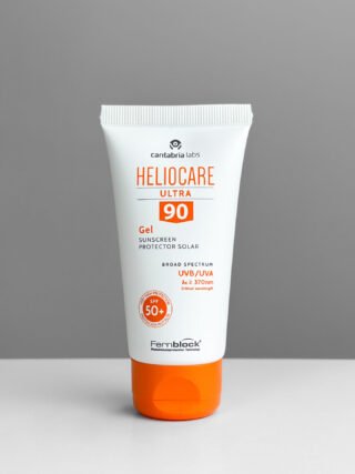 Сонцезахисний гель Ультра SPF50+ для жирної і комбінованої шкіри схильної до акне HELIOCARE ULTRA GEL SPF 50+ Cantabria Labs