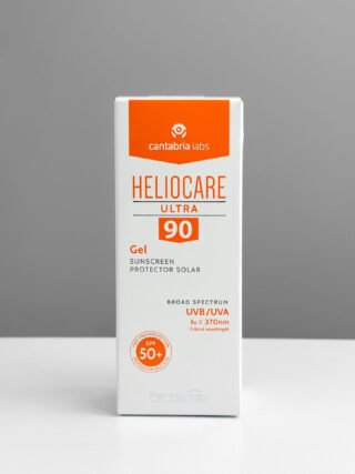 Сонцезахисний гель Ультра SPF50+ для жирної і комбінованої шкіри схильної до акне HELIOCARE ULTRA GEL SPF 50+ Cantabria Labs